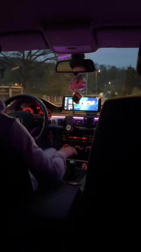 @𝐼🍇