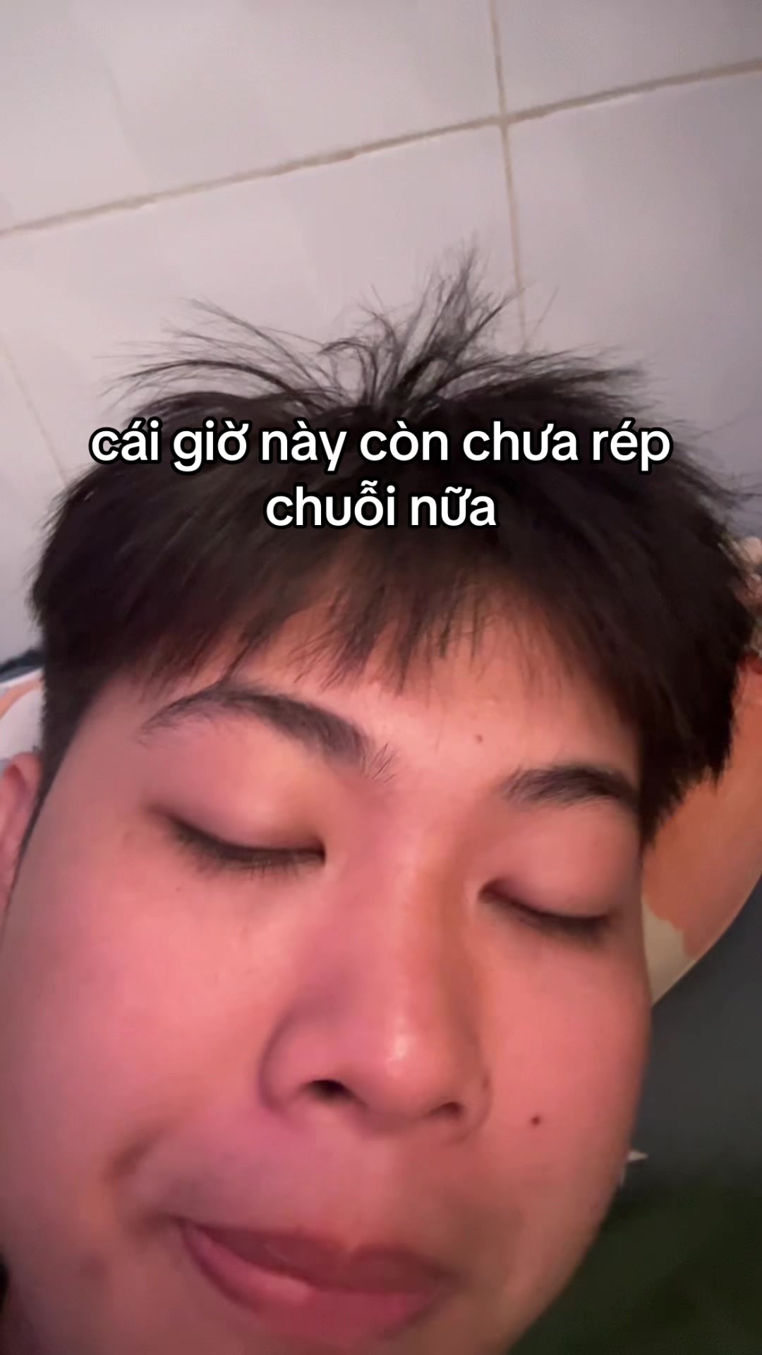 @tòn làm hài