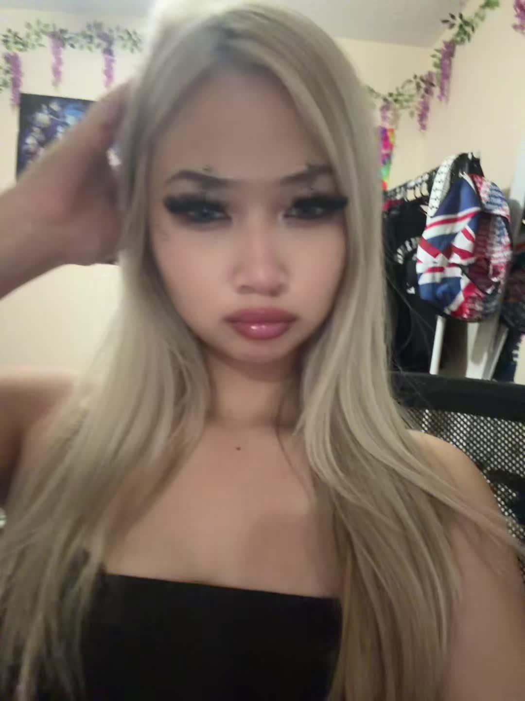 @mai ♱