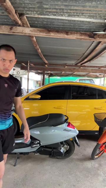 @เพชรย้อม