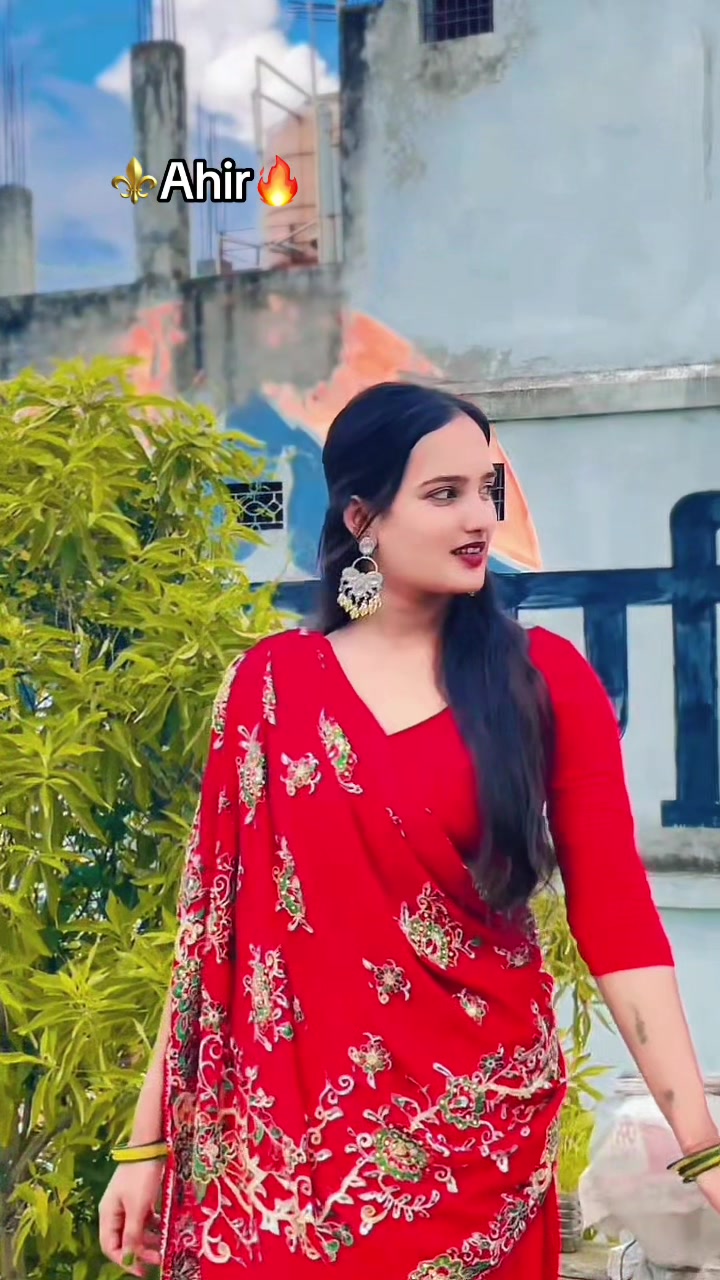 @Yadav girl🔥