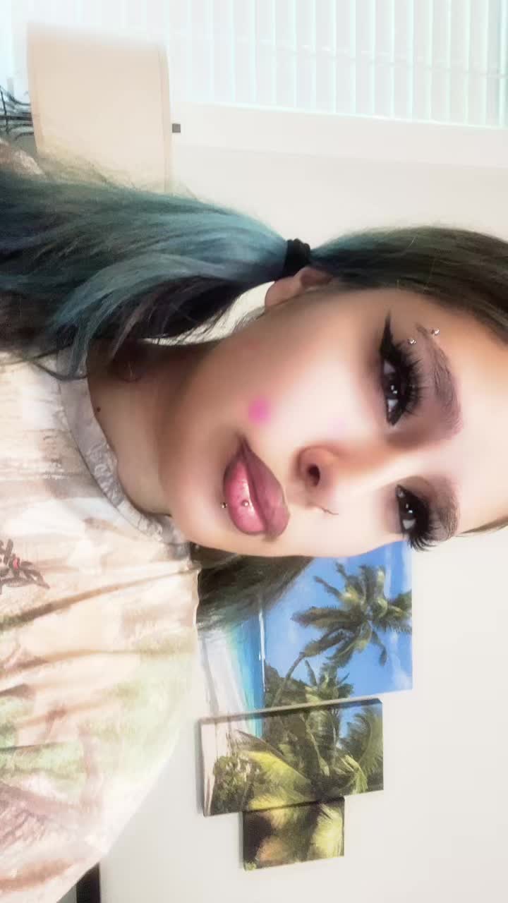 @macabrecvtie