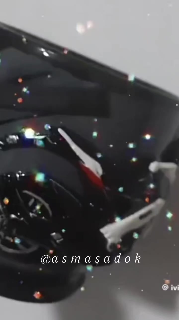@فنانة ✨🌸