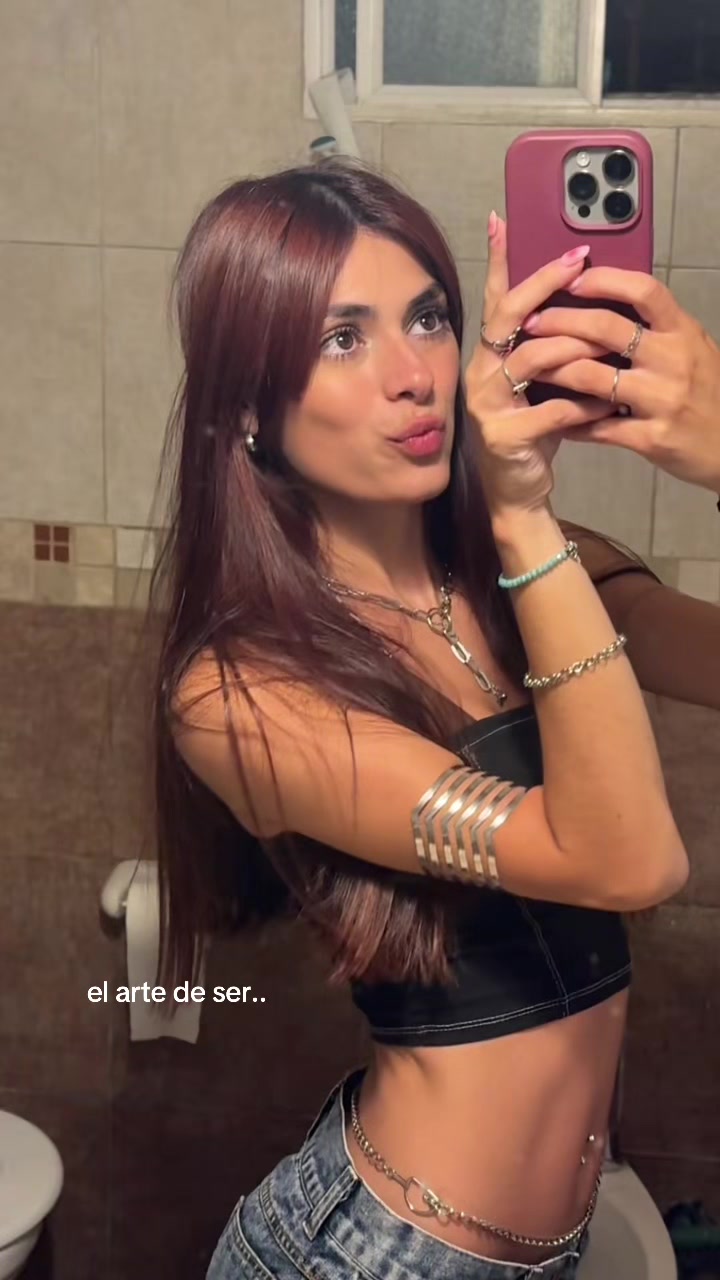 @celuvazqueez