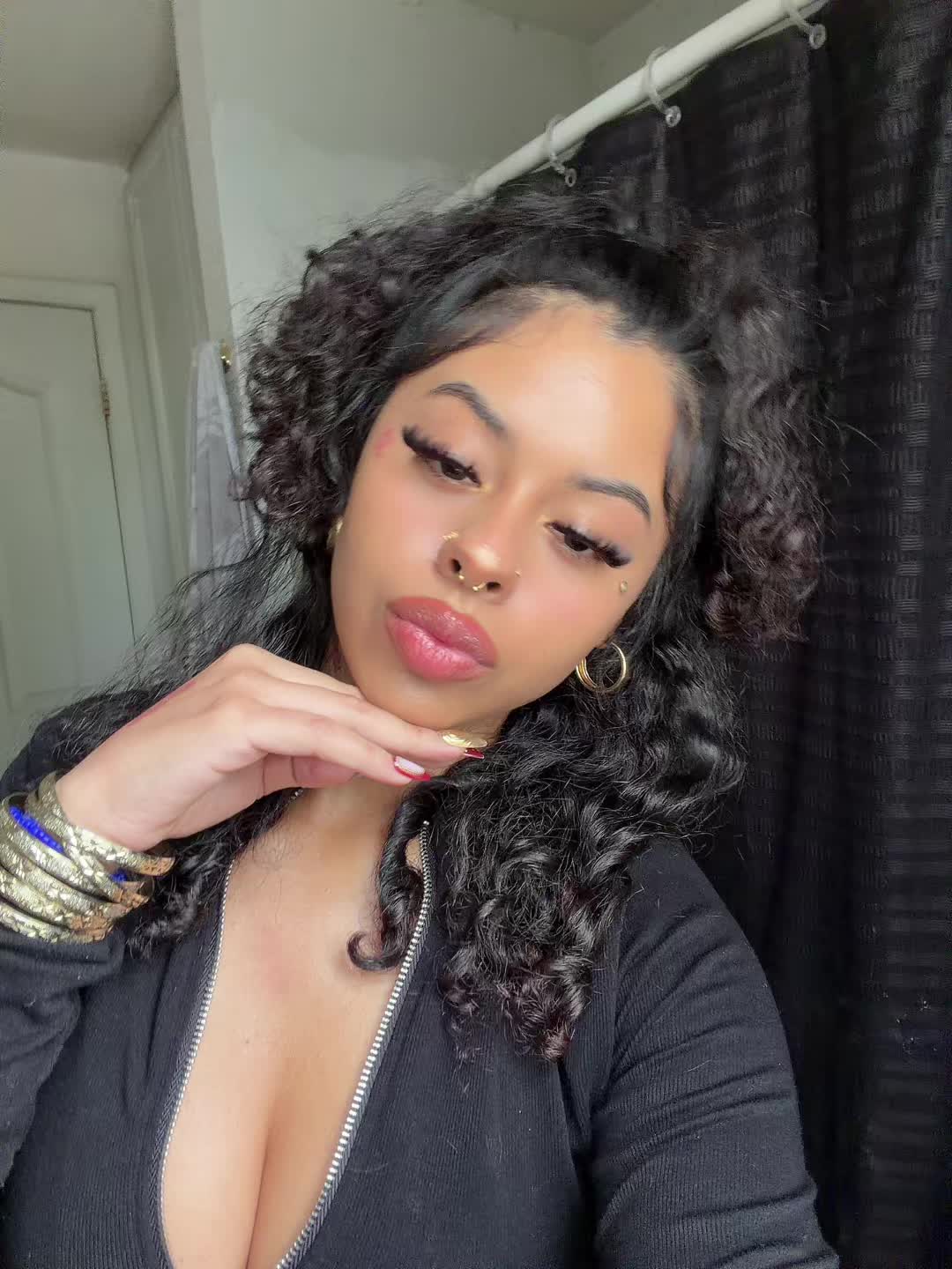 @777