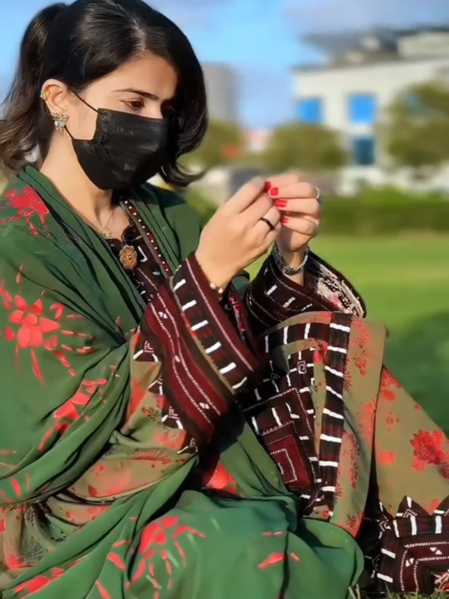 @🕸️F ki zindagi 🍂