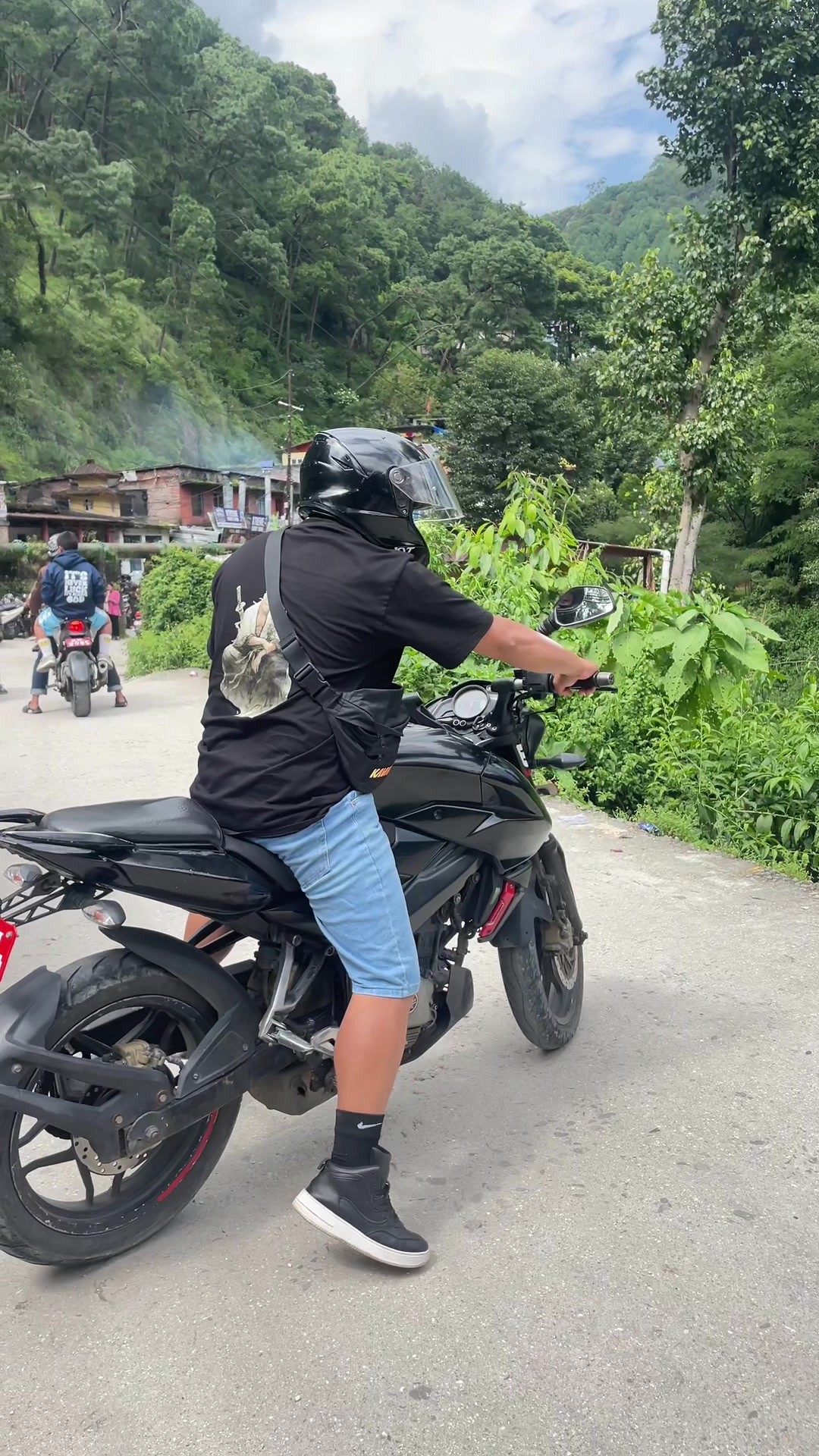 @zo_roh 🇳🇵