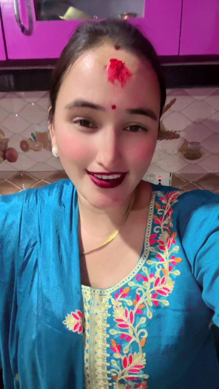 @NISHA OLI❤️