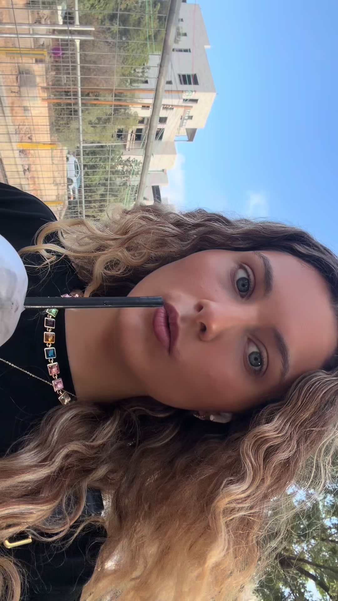 @lonznlattes