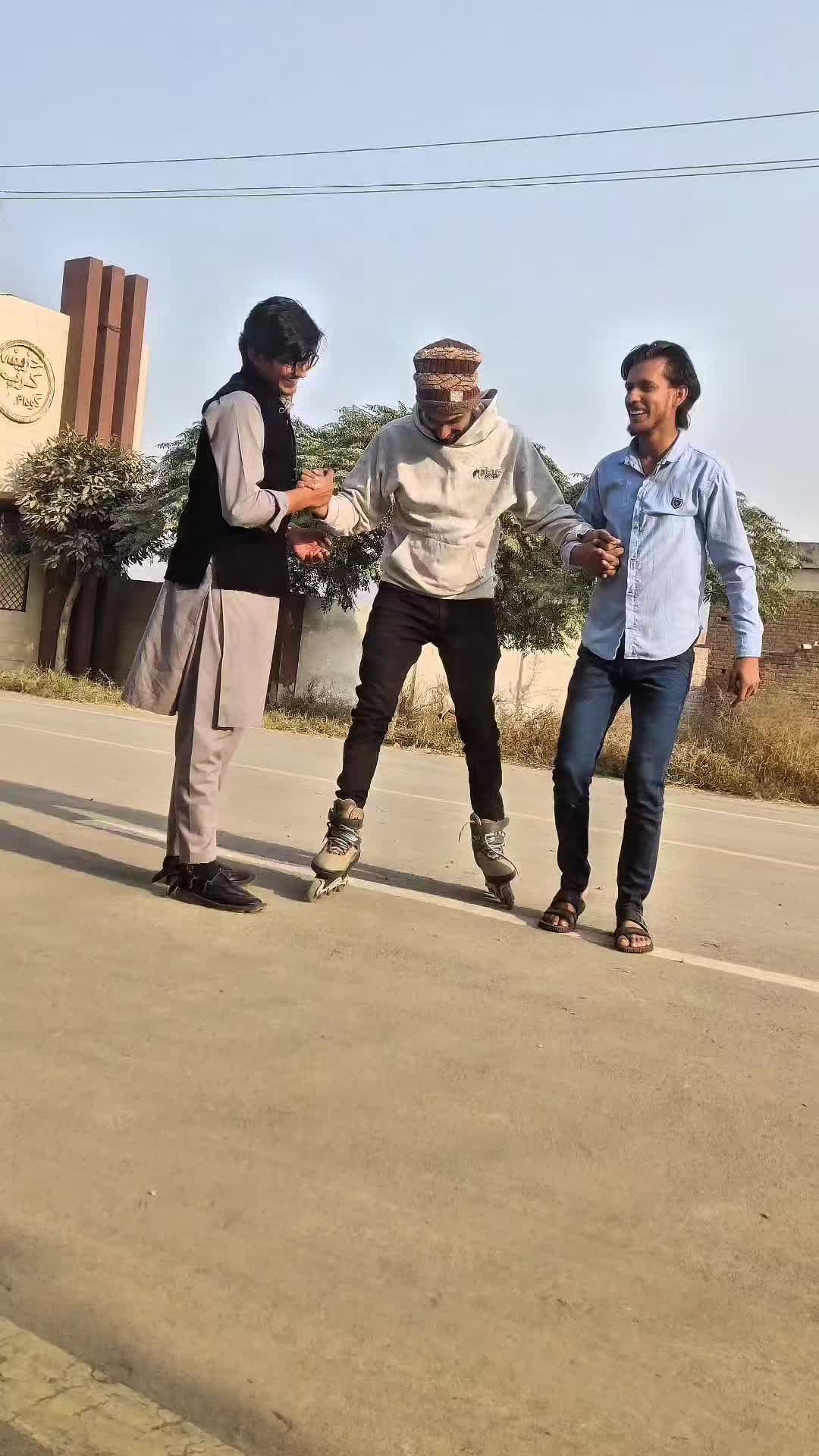 @️
