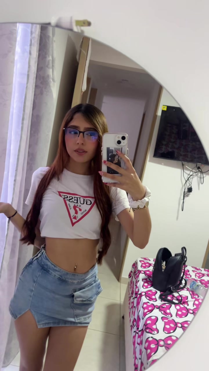 @𝒂𝒔𝒉𝒍𝒆𝒚