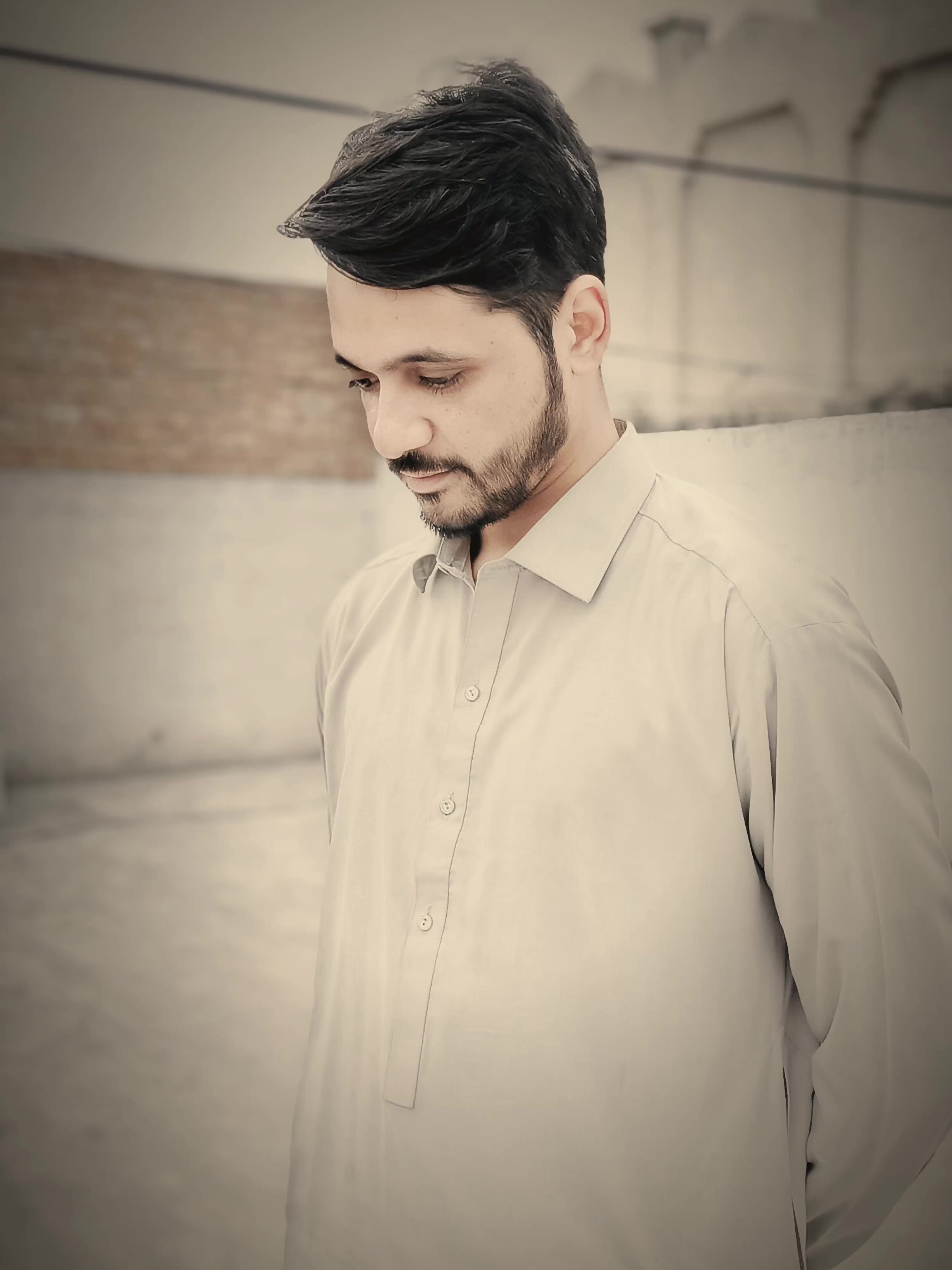 @𝑆𝐩𝖾cϊ𝑓ϊc *سلمان🌾𝑺