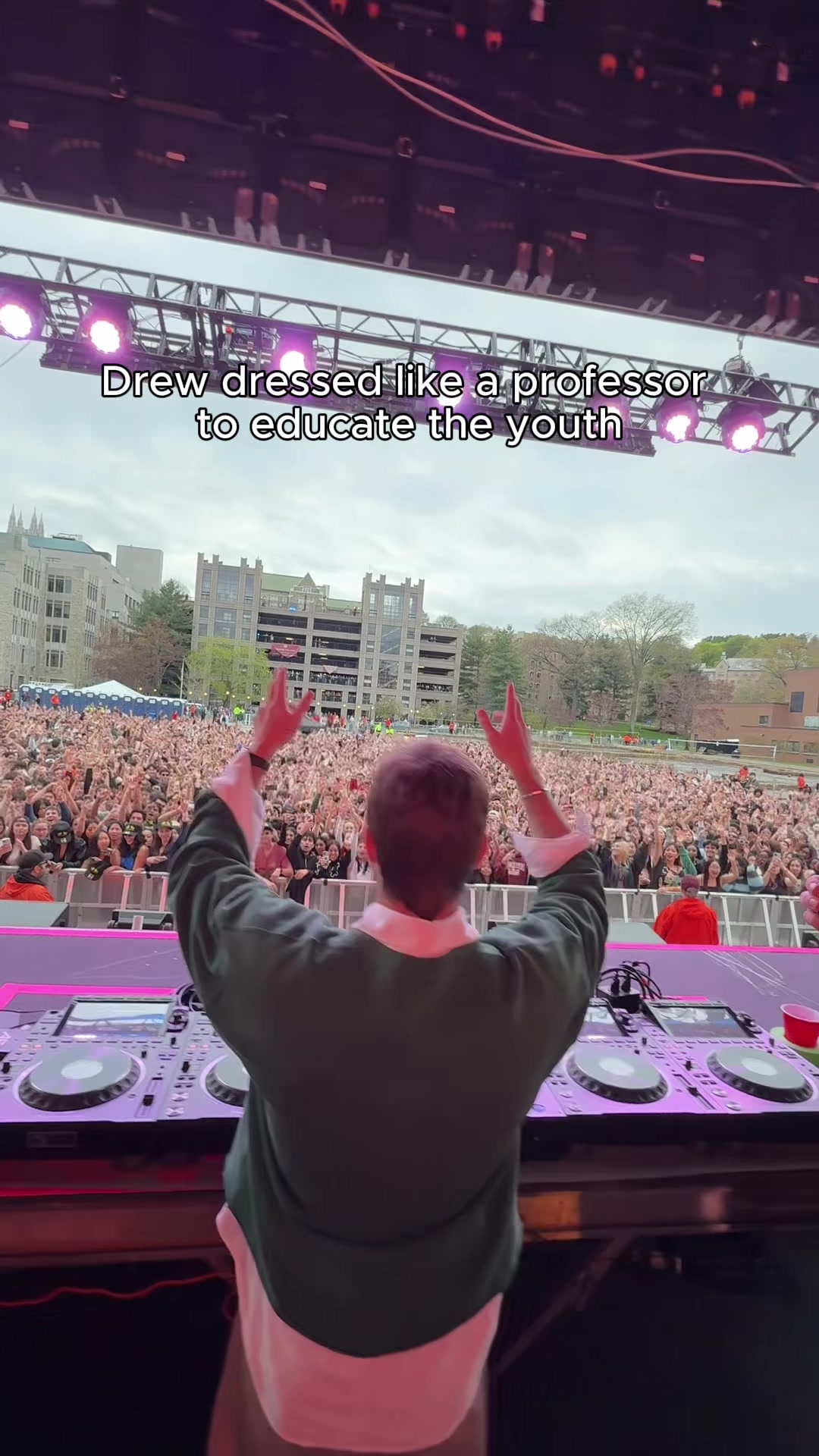 @The Chainsmokers