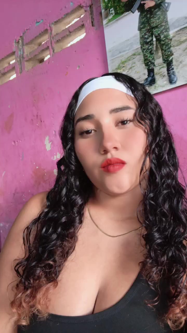 @Valentina🌸