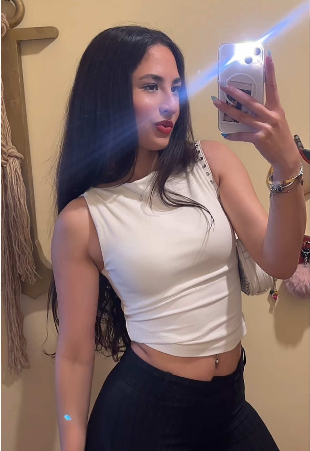 @asya🪩🪄🃏