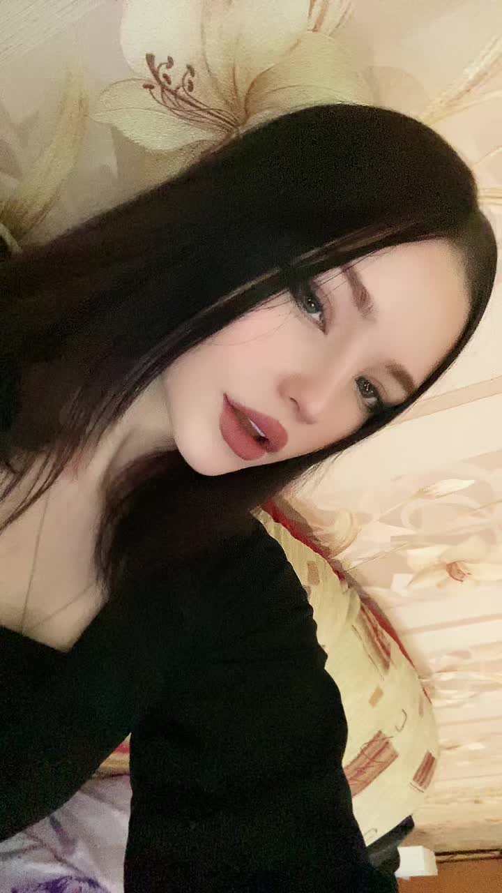 @VaLeRiA❤️🙂↕️