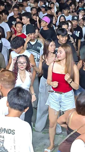 @Batang 90s Street Party