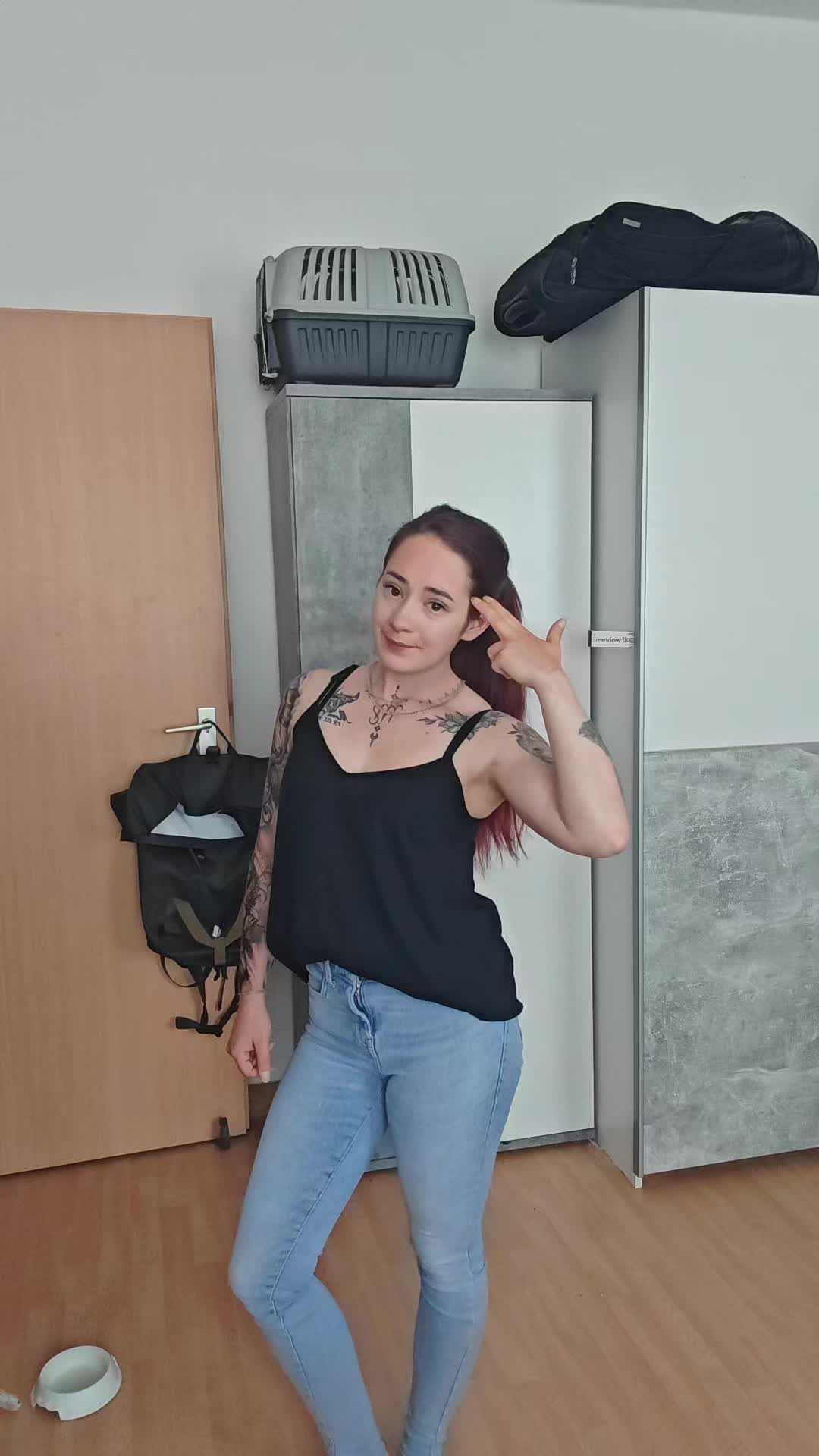 @Lotti_Karotti