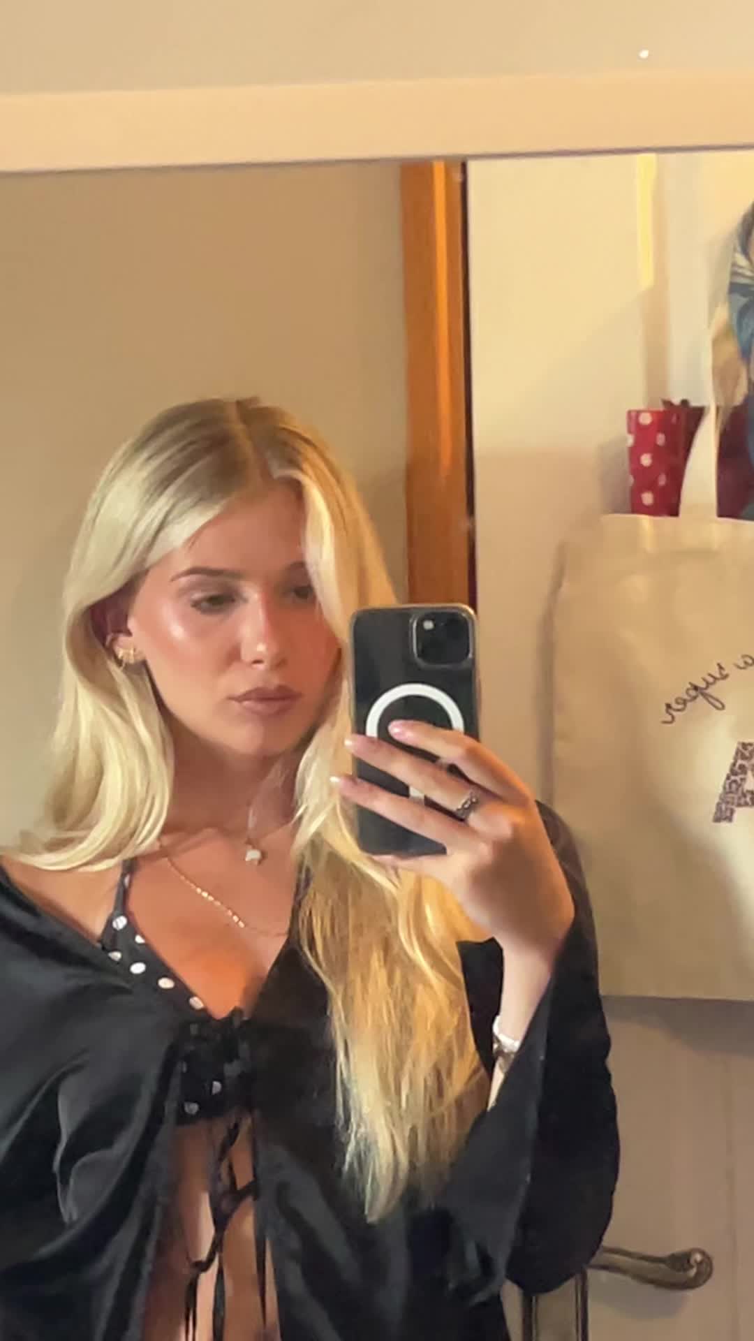 @Amelatina