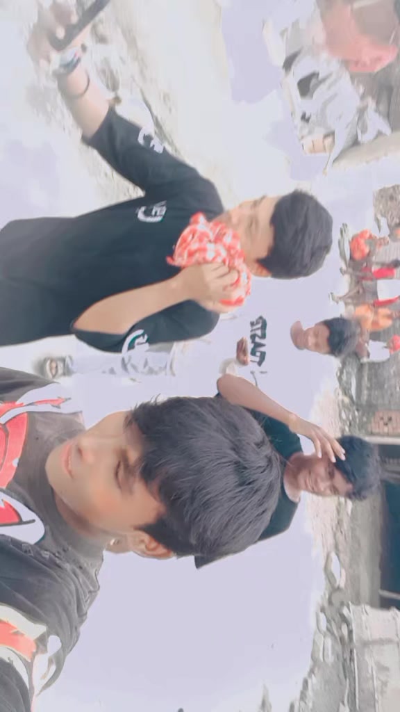 @Raju Bro 🥀🥀🌹🌹