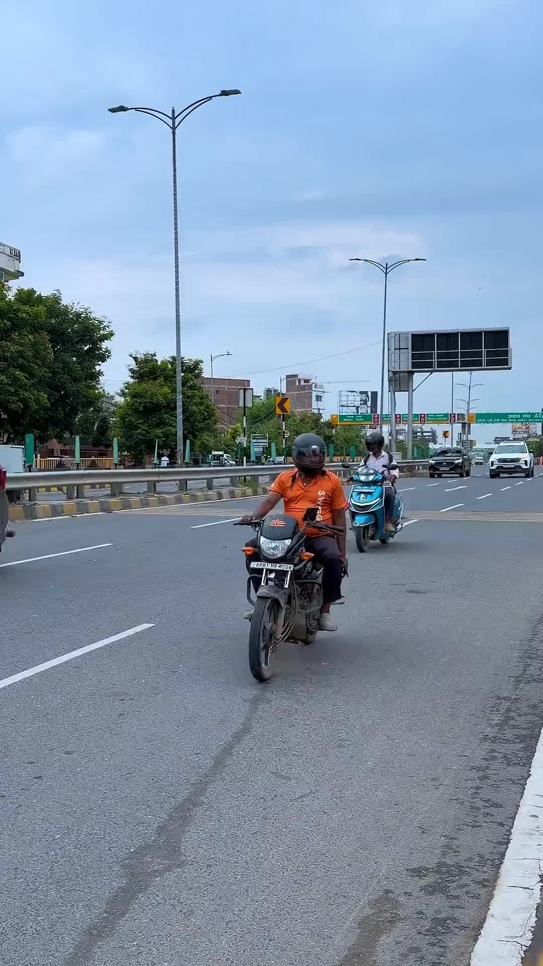 @Ankit Malakar Vlogs