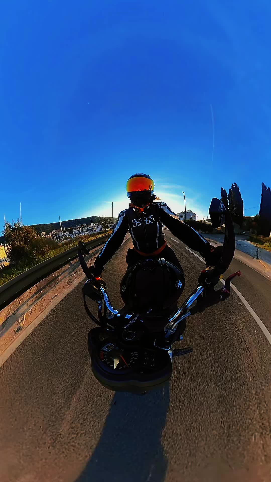 @be_awesome09