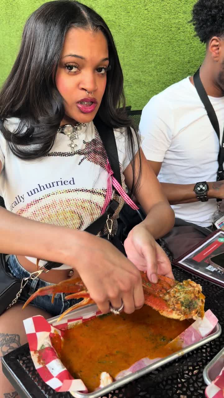 @Crabplug&rsquo;s