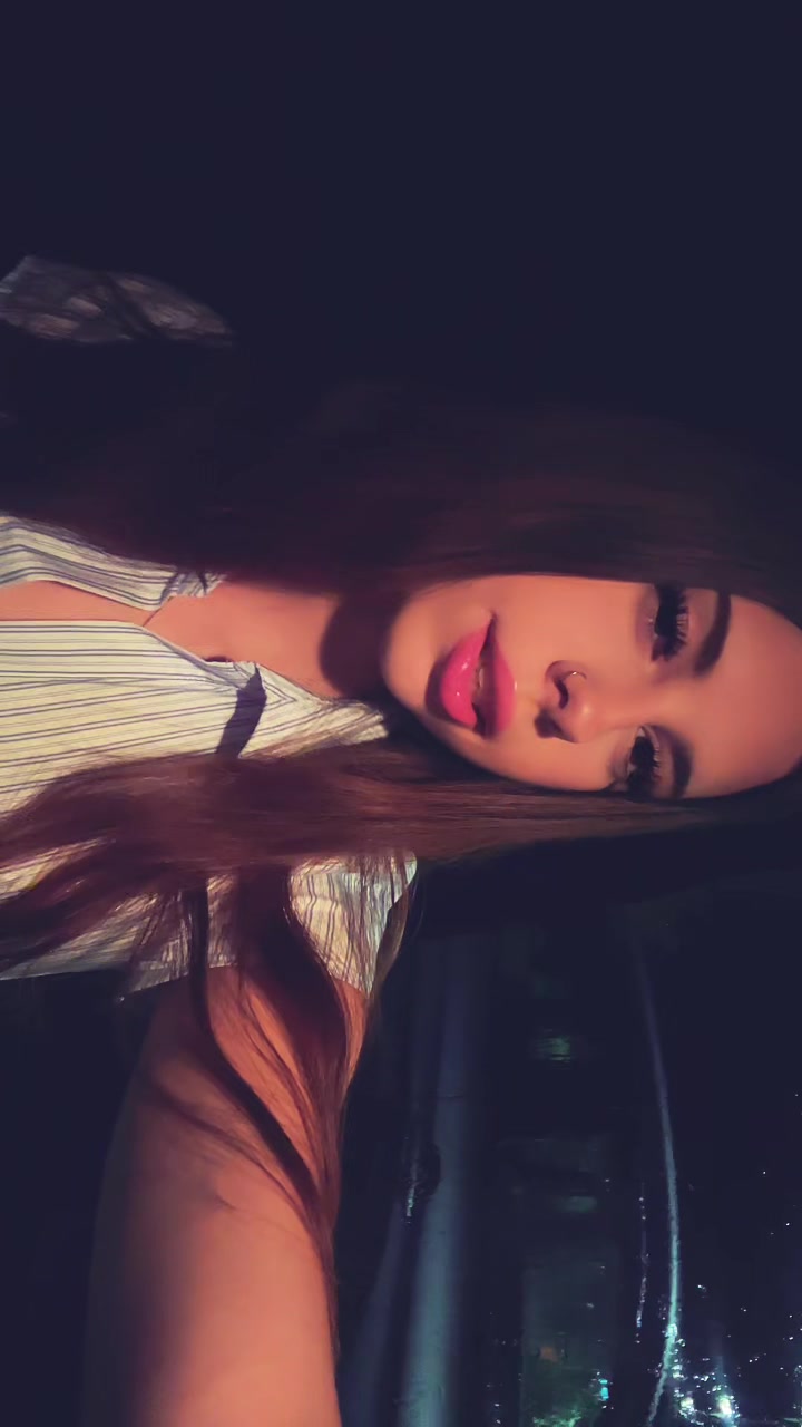 @𝐕