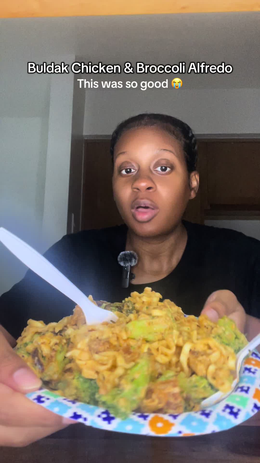 @ASMR EATS WITH NEESH 💋