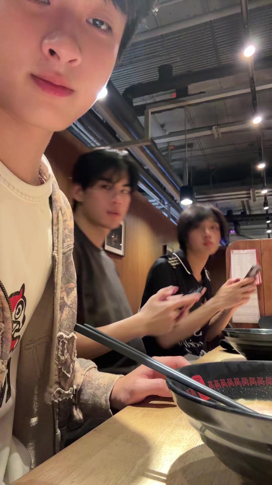 @wAvE
