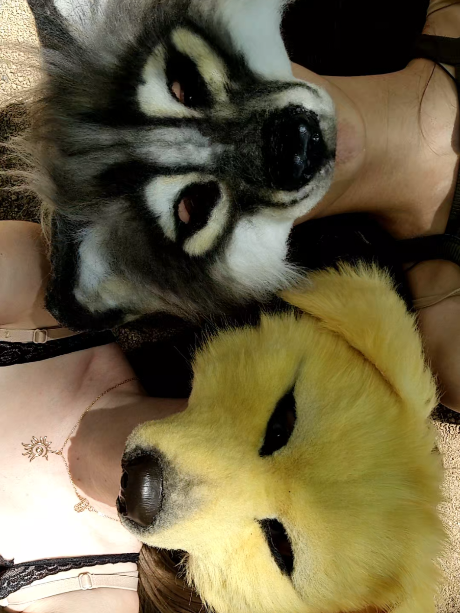 @•{๐จ}•