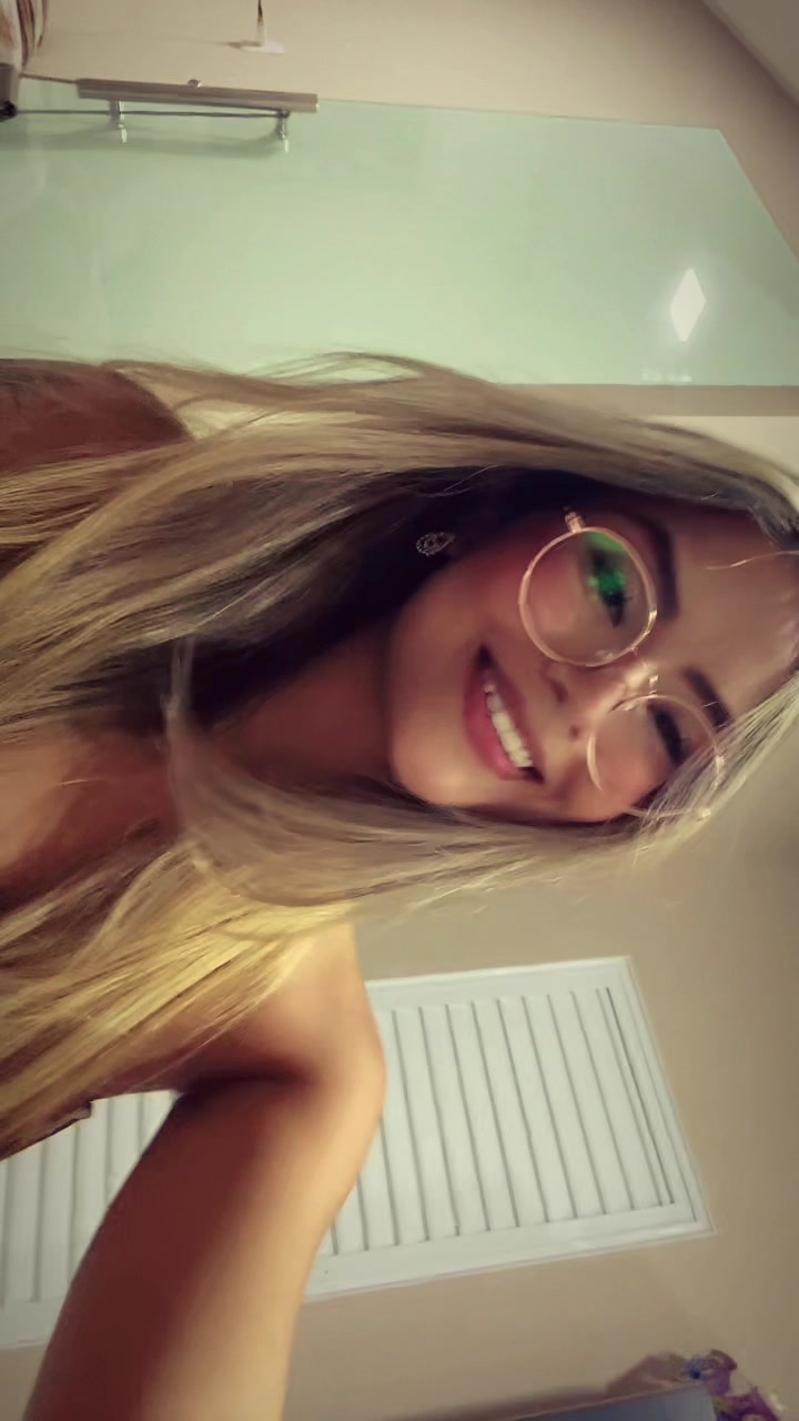@Ana