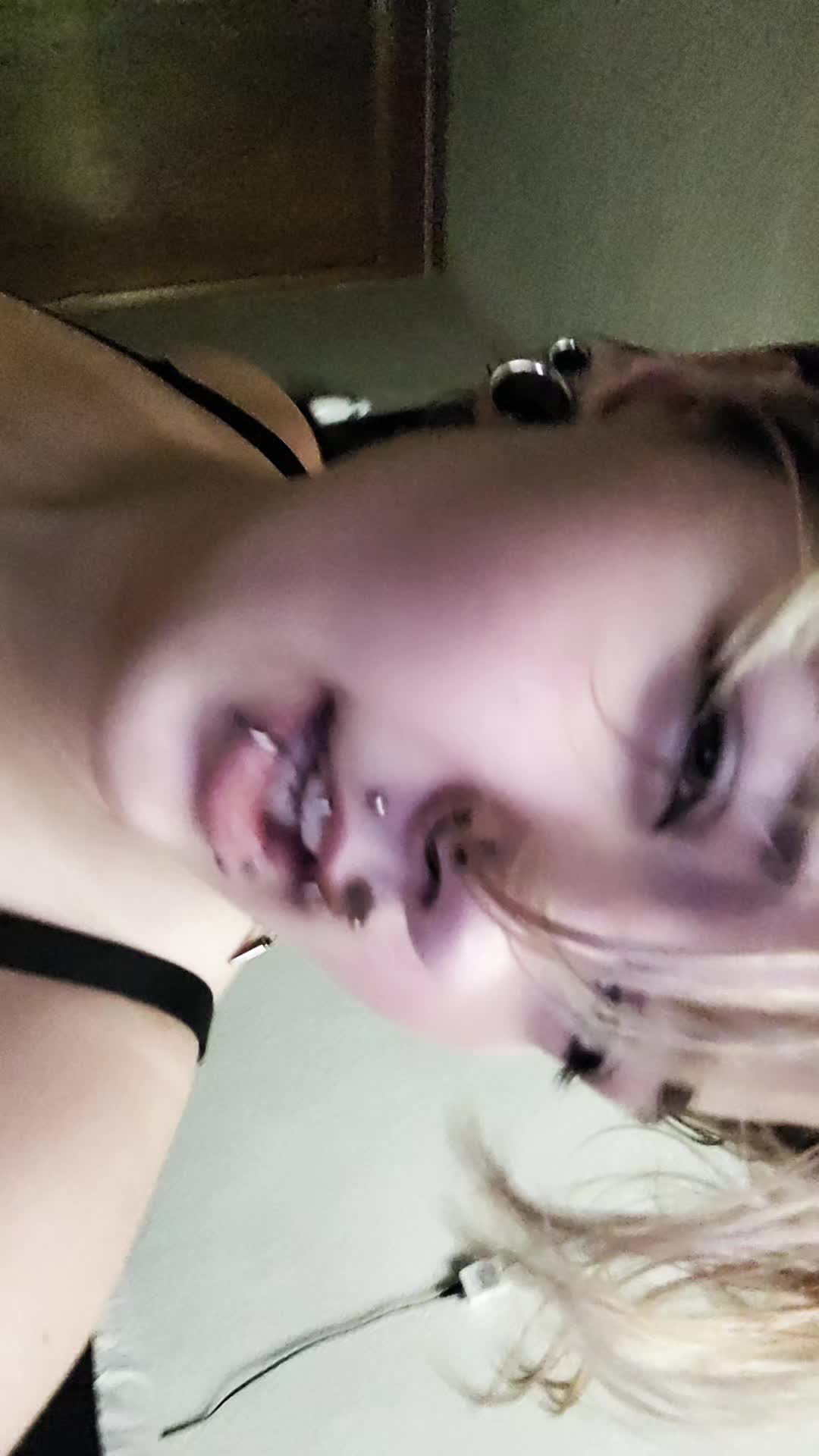 @your_weirdo_?