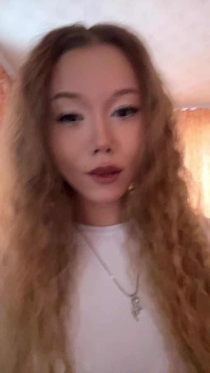 @👣👣