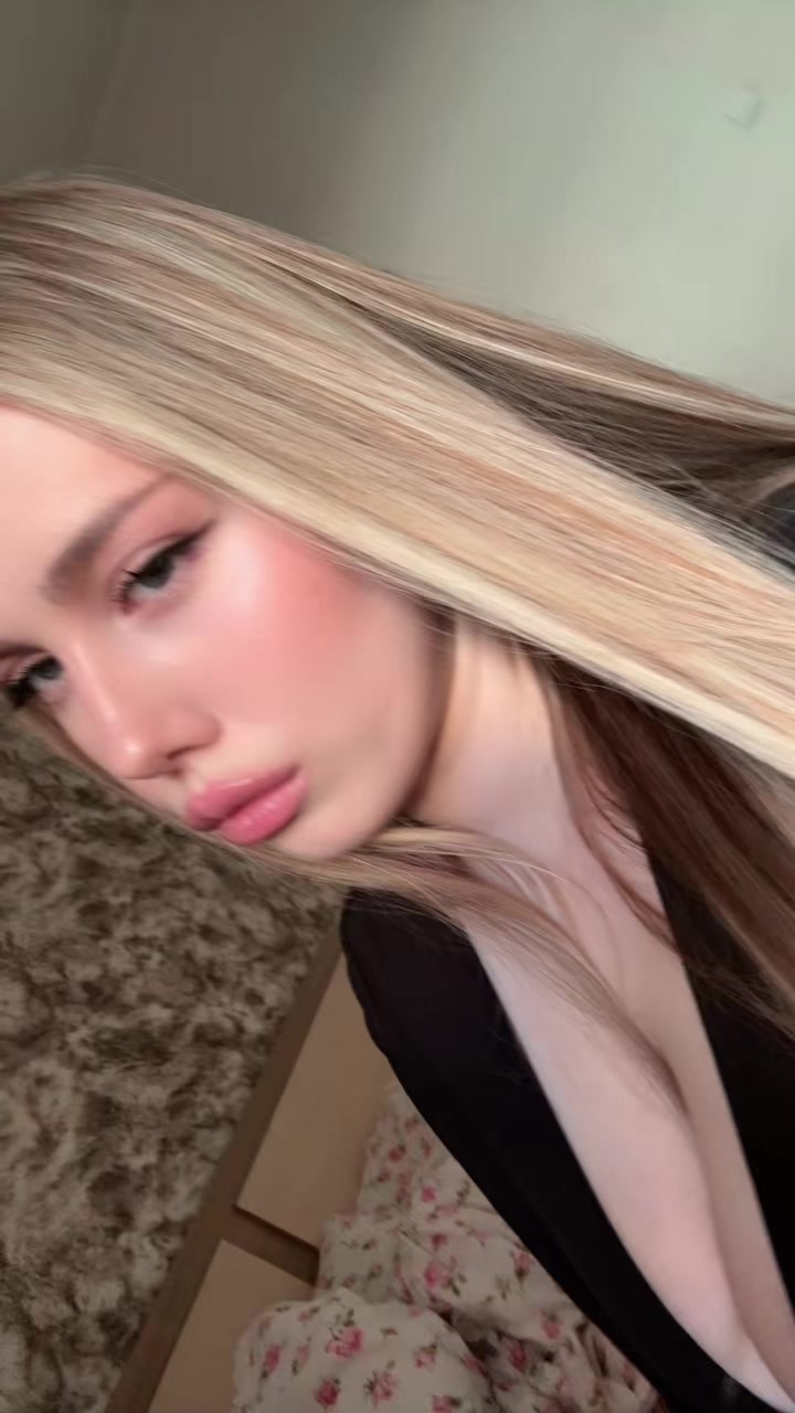 @Sophie🗡️
