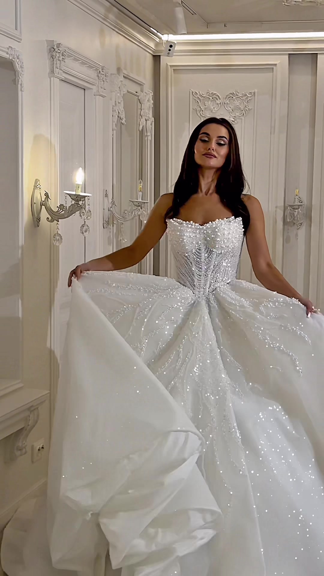 @vio.wedding.dresses