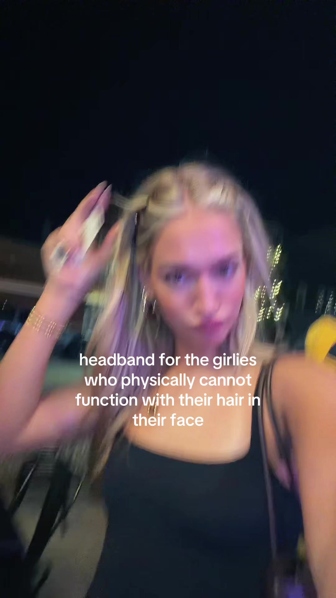 @caitlynnavery