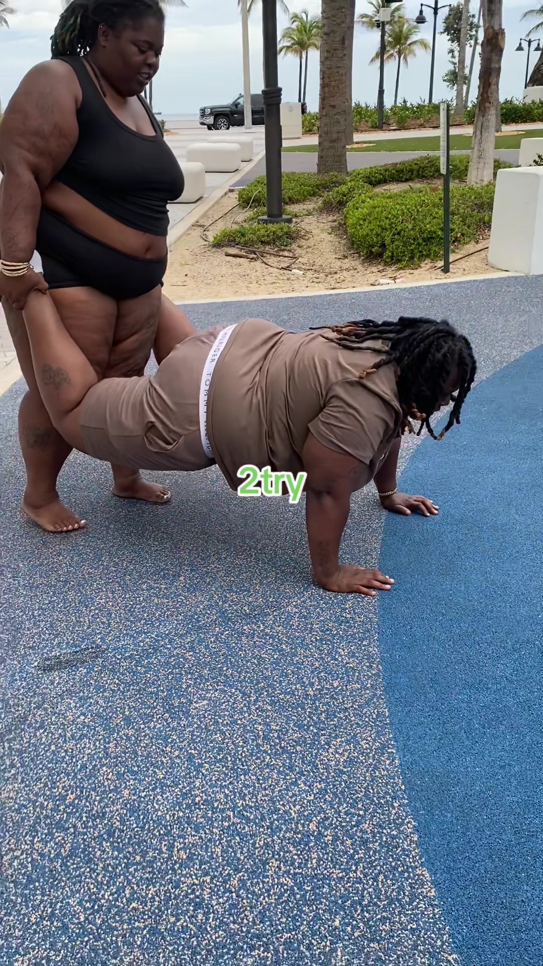 @bri2funny!