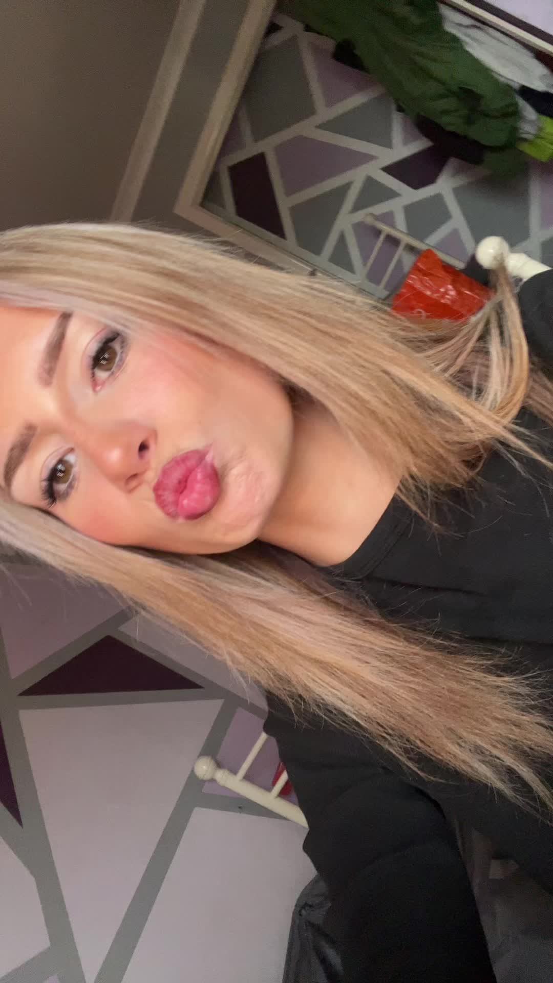 @mollygittins7