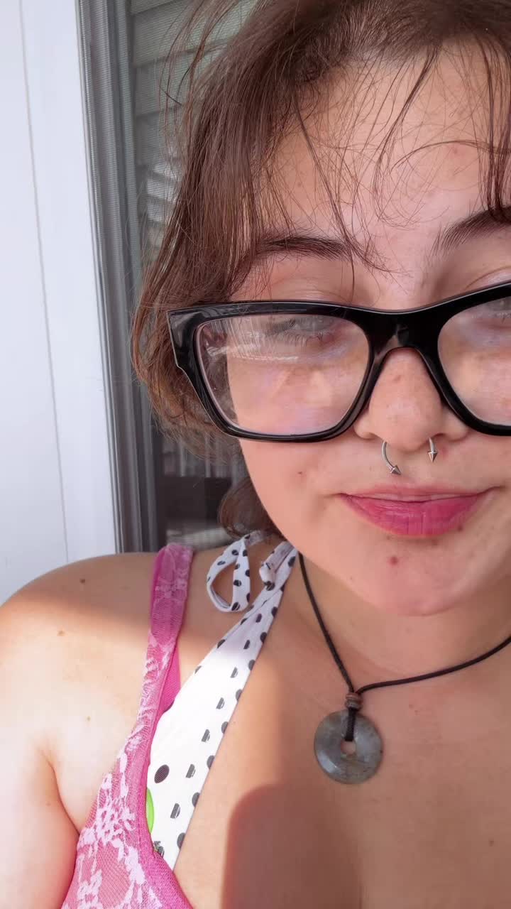 @graceless.eyes