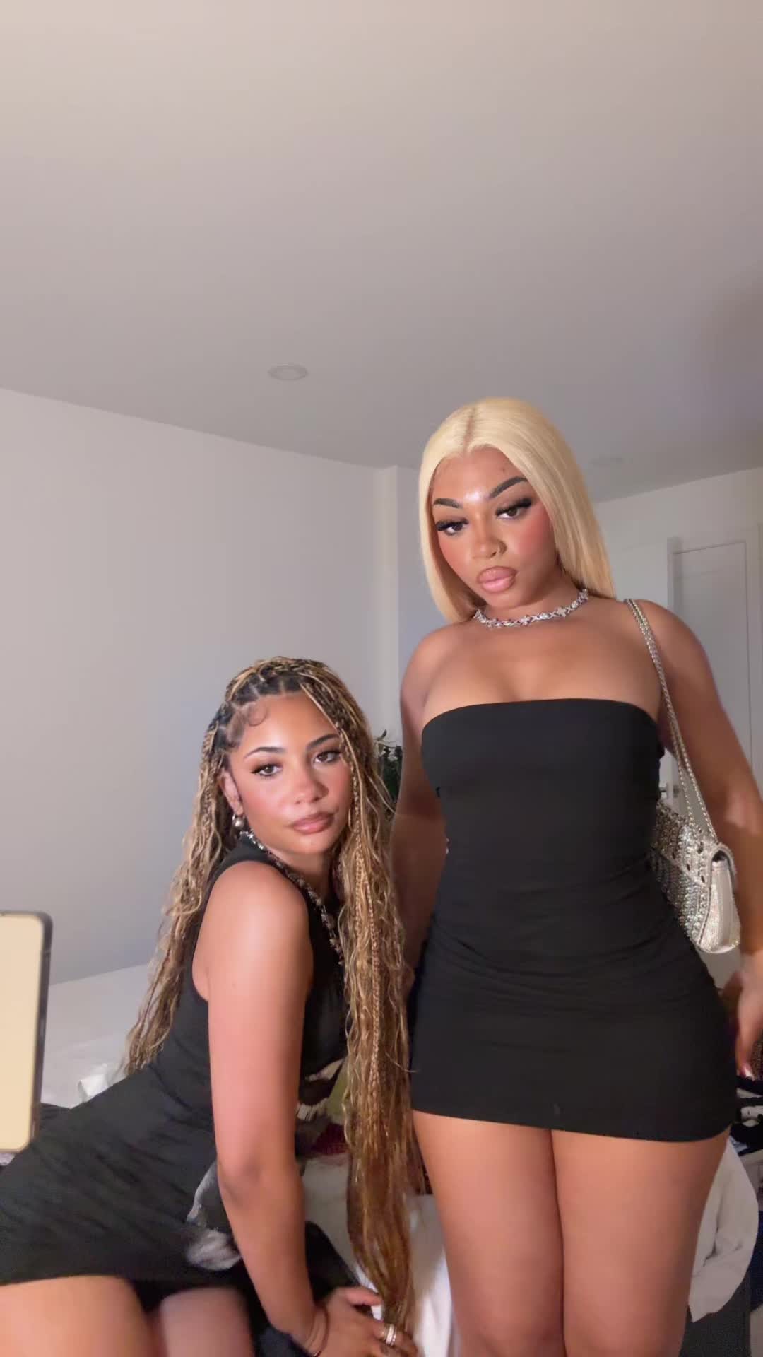 @hernameislei