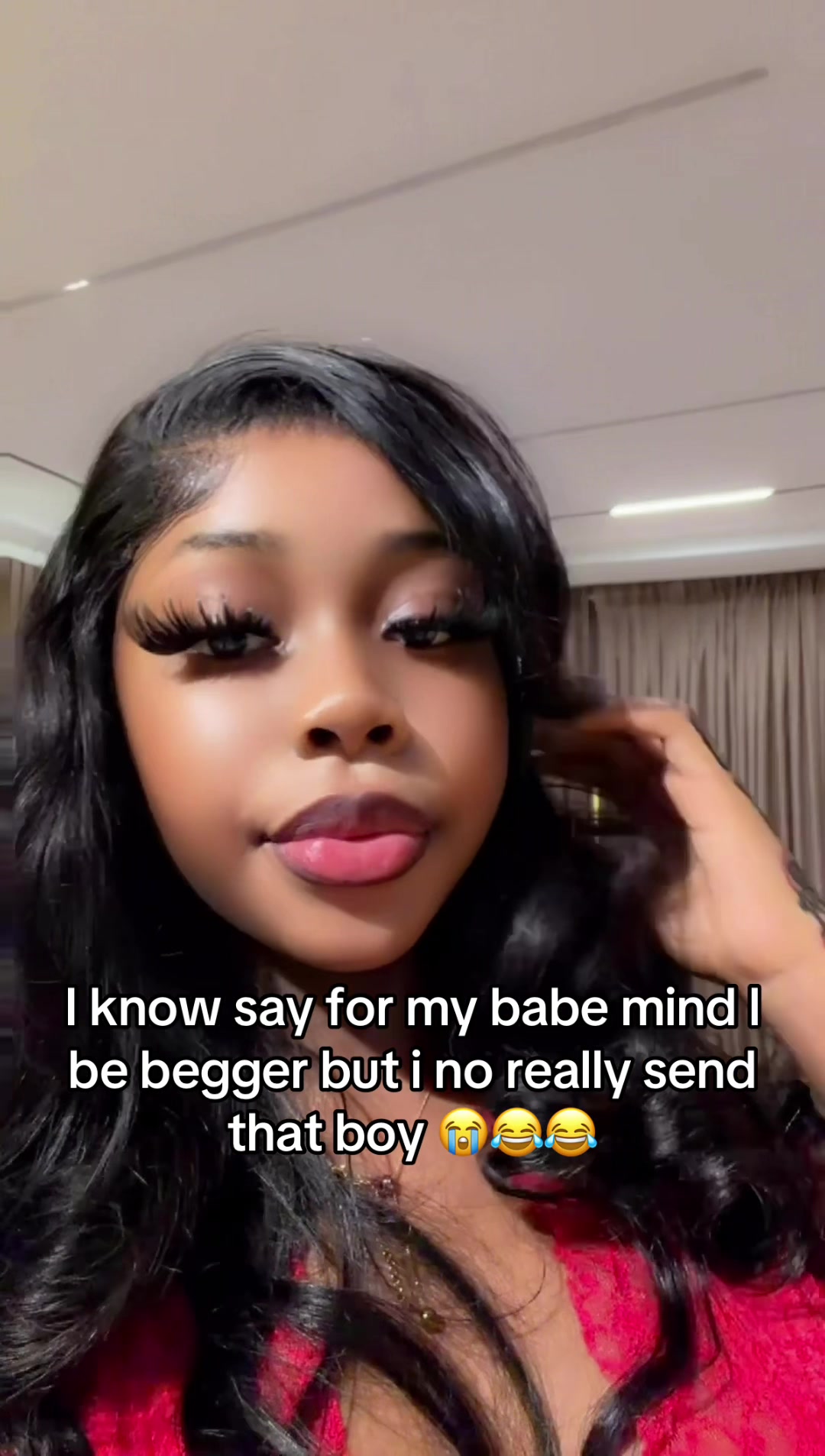 @Ella🖤