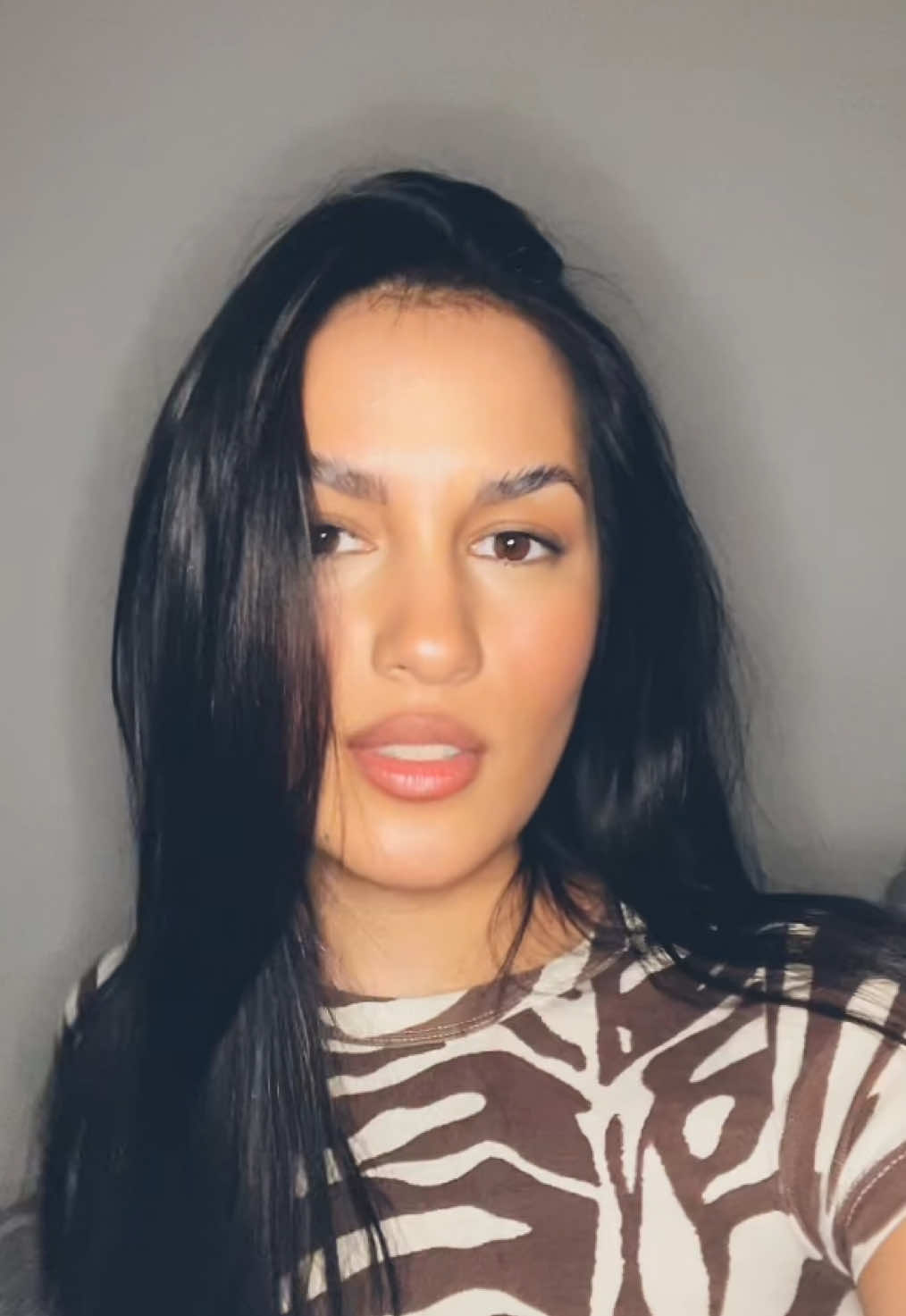 @𝐚 𝐧 𝐠 𝐢