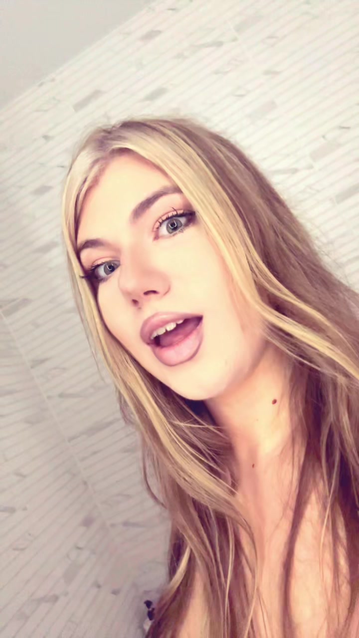 @🦋🤍