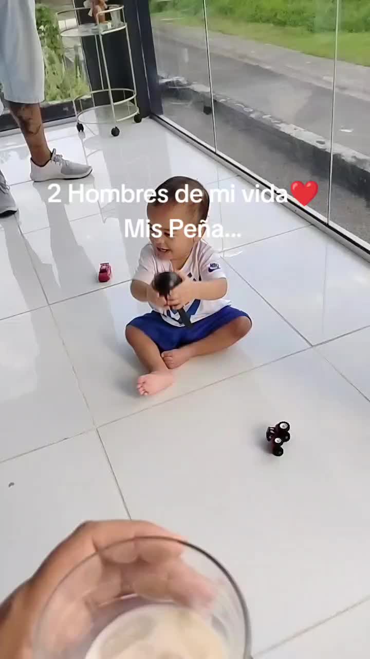 @LeslieAnn1290
