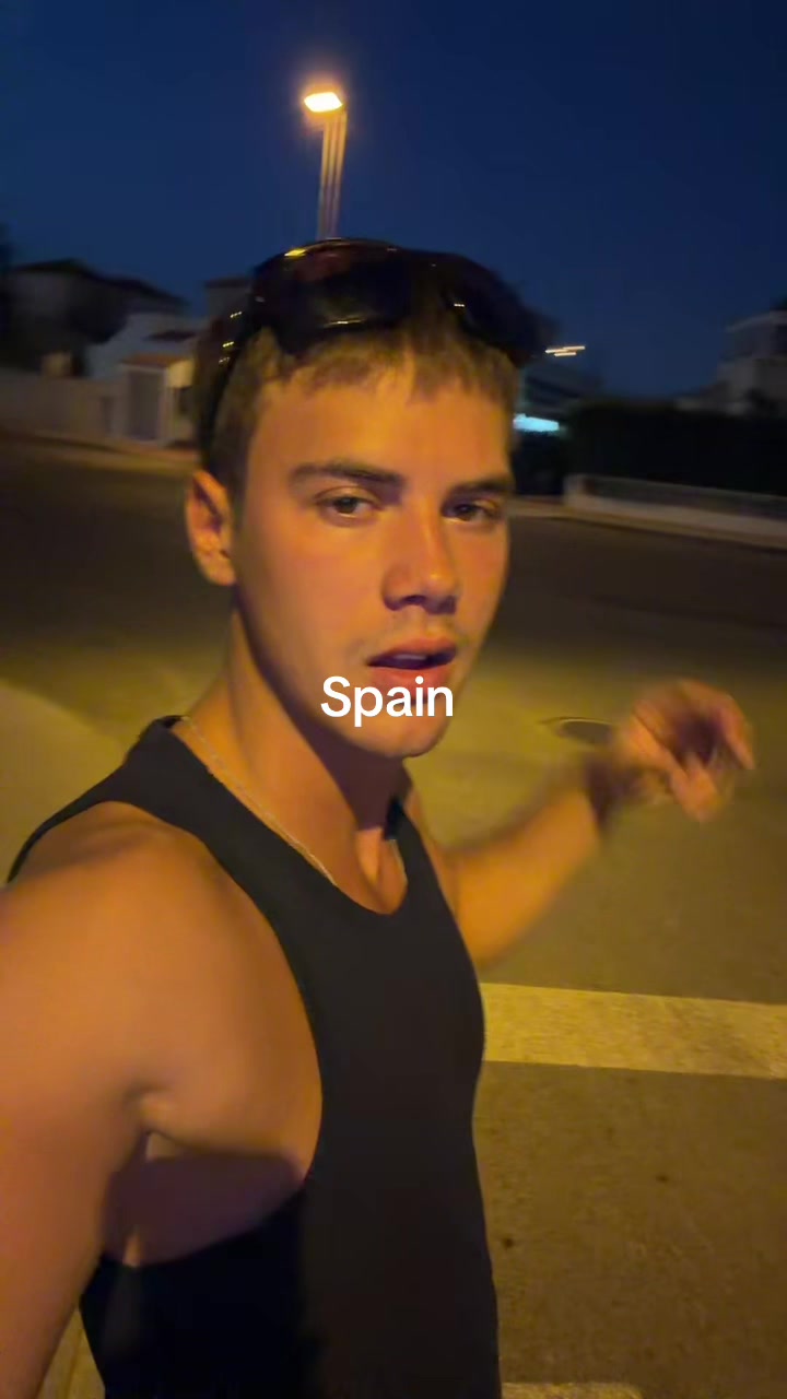 @bar_for_mikel
