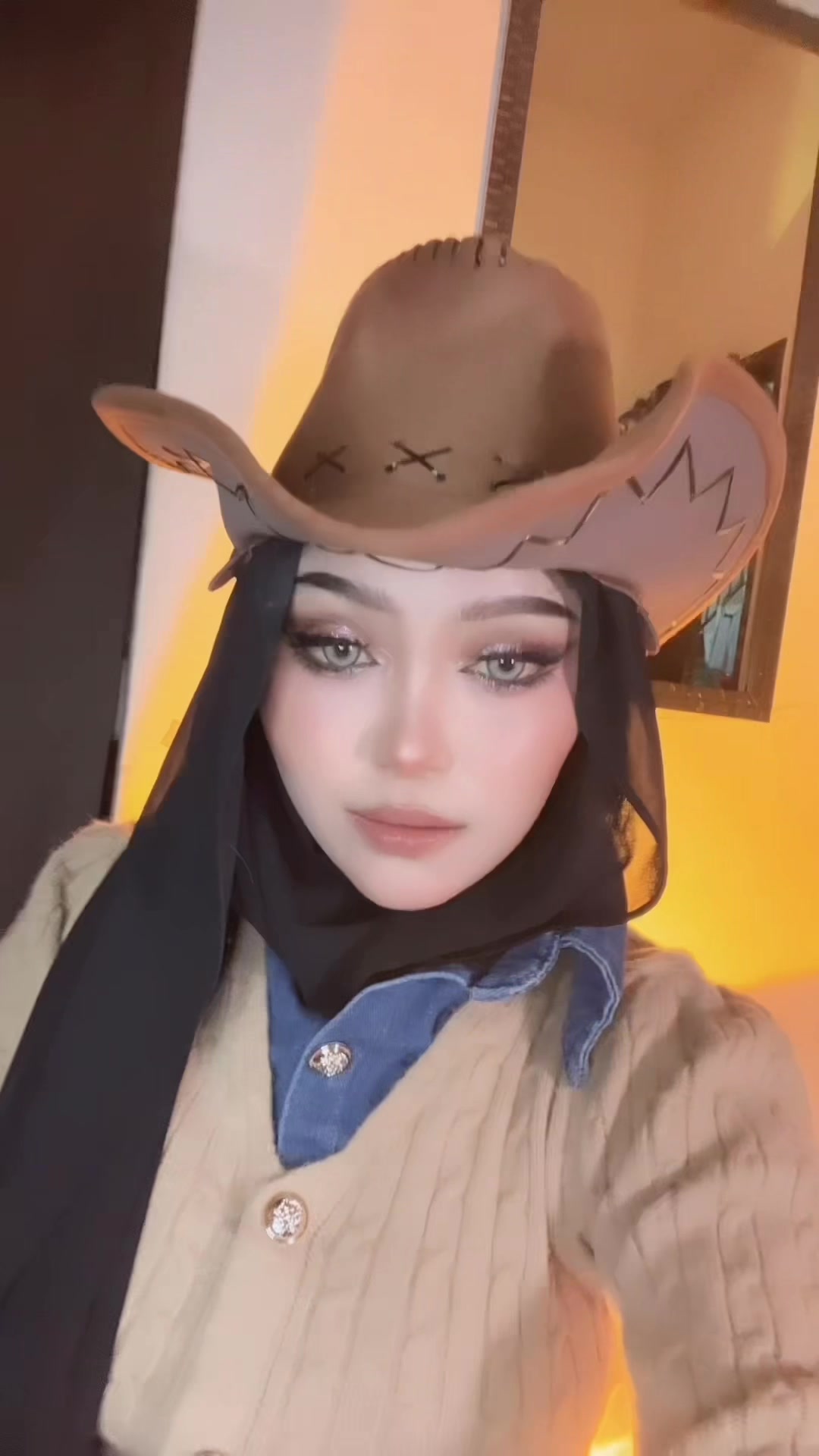 @Ateynneil