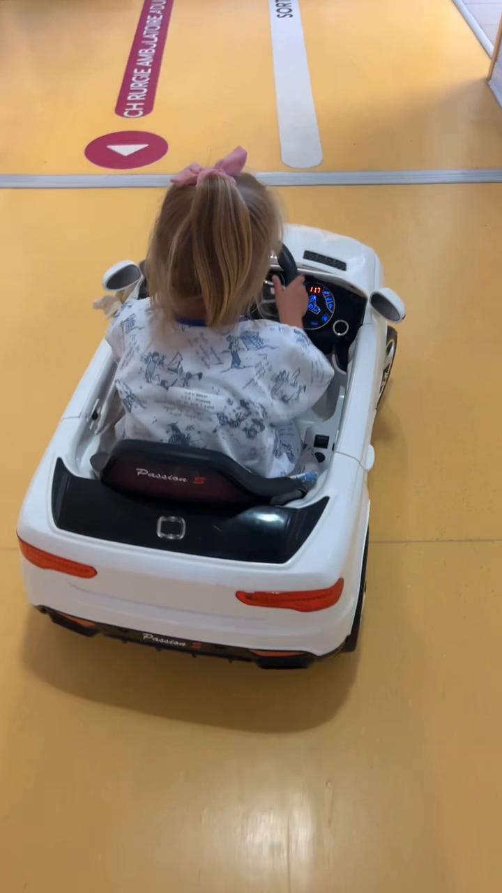 @𝓐𝓷𝓪&iuml;𝓼