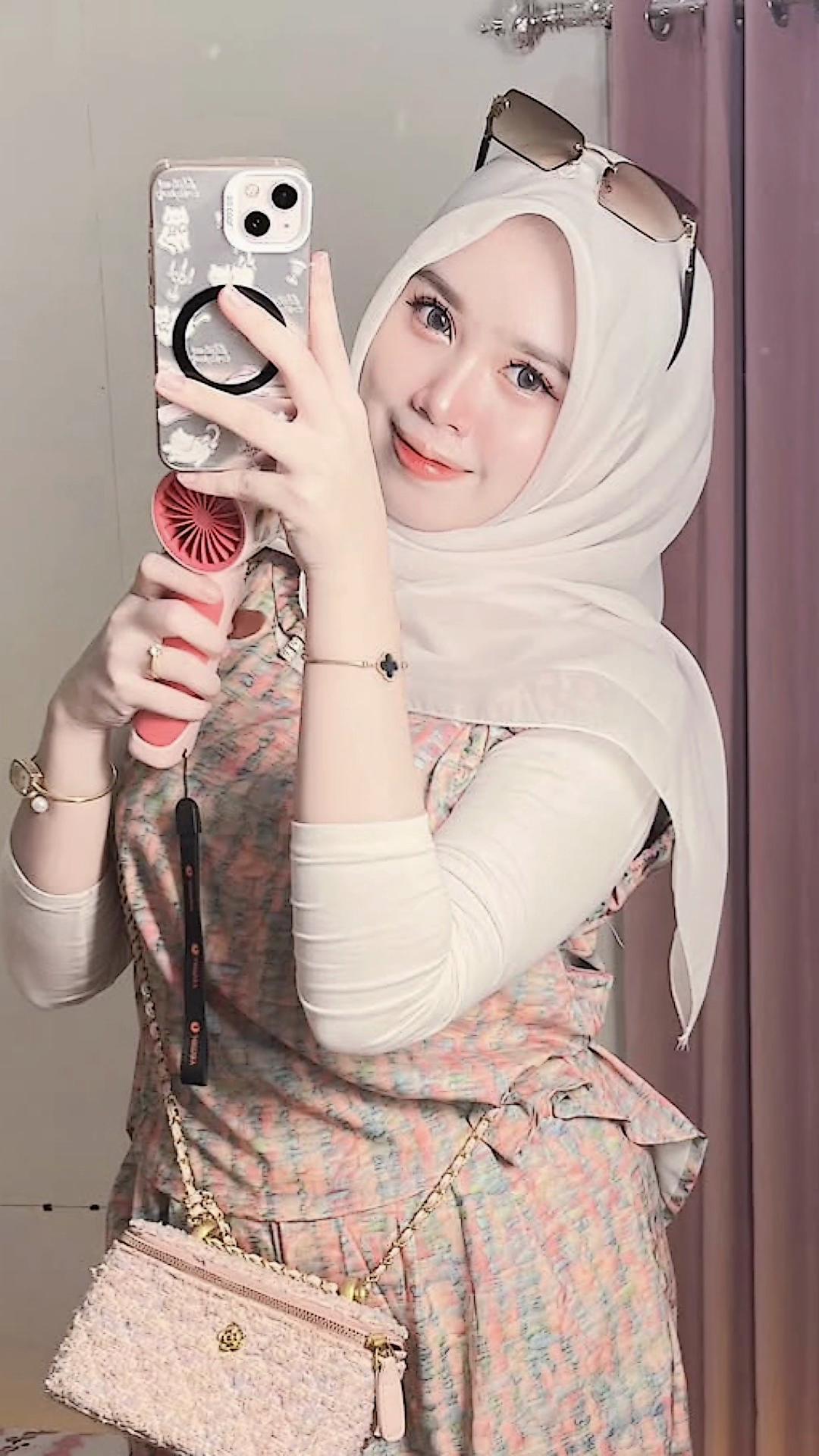 @anniputri5
