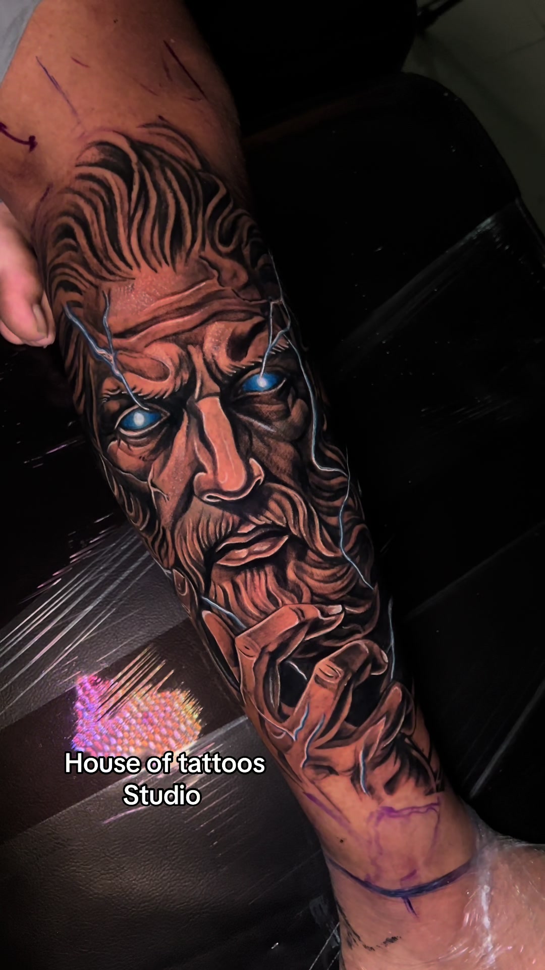 @house_of_tattoos_studio